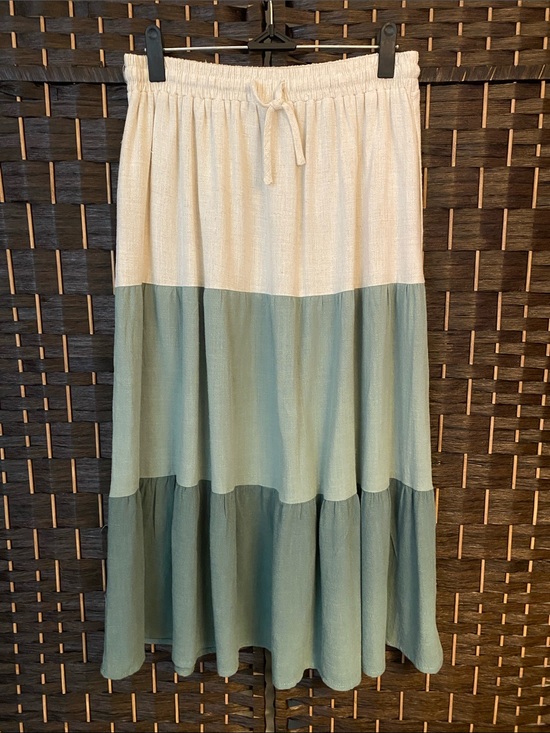 ninexis Dresses & Skirts - Cream & Sage Tiered Maxi Skirt w/Side Pockets Linen/Cotton Blend Size S